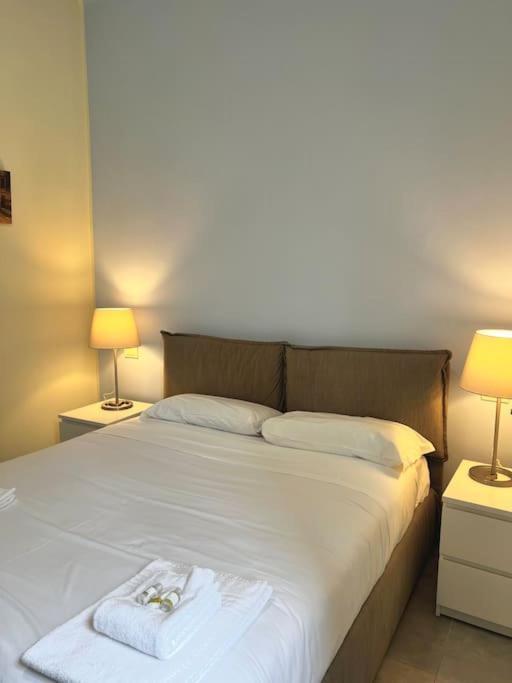 10 Min Da Navigli E Centro, Nuova E Luminosa Oasi 1p Appartement